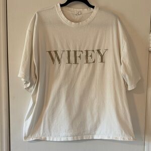 Casual Cream 'WIFEY' Graphic Tee